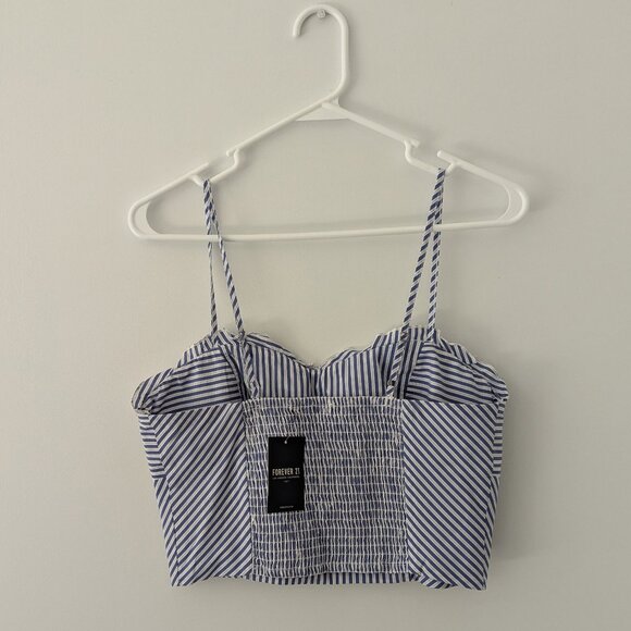 NWT Crop Top Size Large - Picture 2 of 2